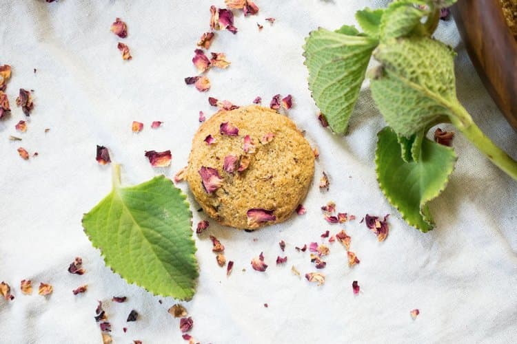 Wild Recipe: Vanilla Rose Cookies