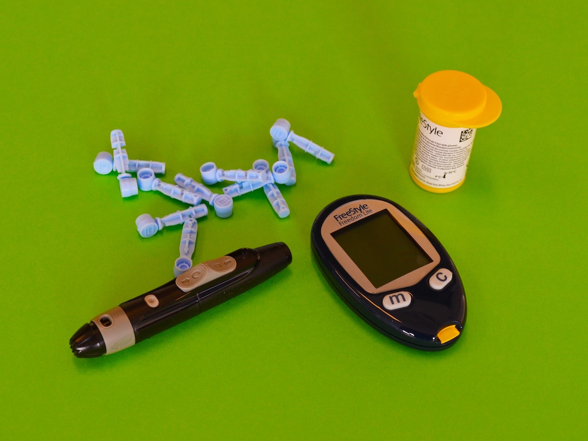 Blood sugar checker